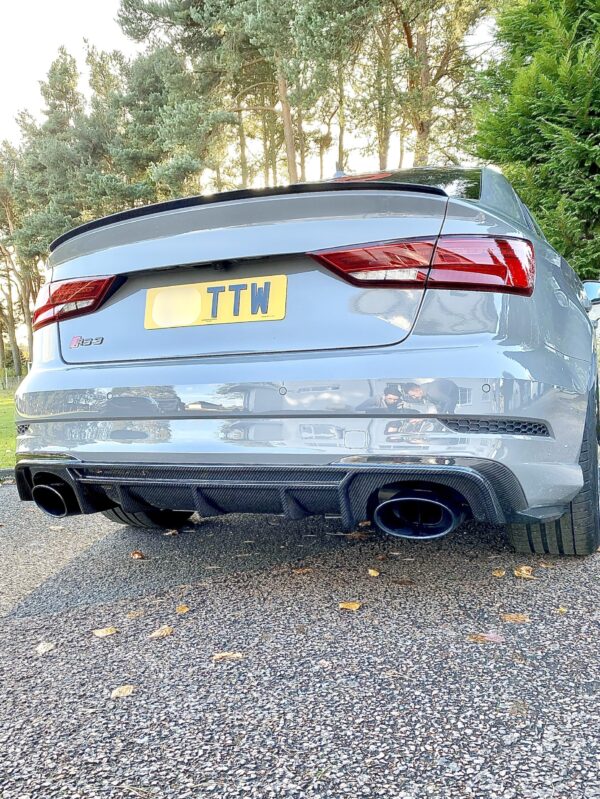 Sedan Carbon Fibre Diffuser